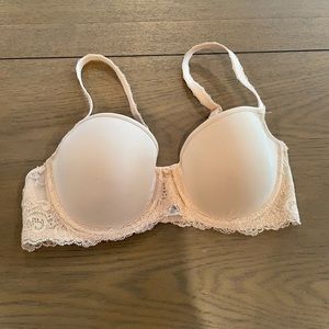 NWOT Wacoal 34c underwire bra